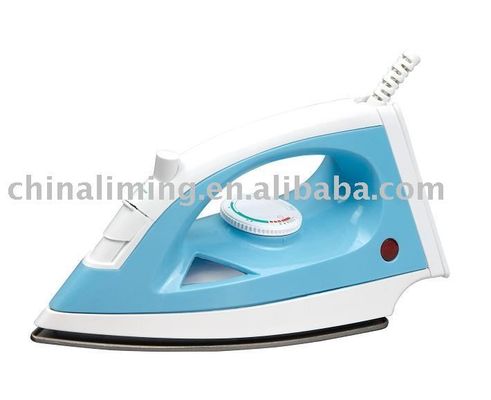 Stiratura con ferro a vapore 110-127/220-240V LM-788 e 20 g/min a vapore continuo