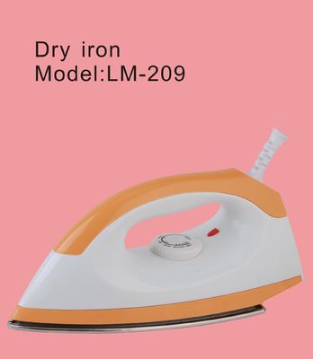Stiratura fatta con ferro secco LM-209 e suole di alluminio