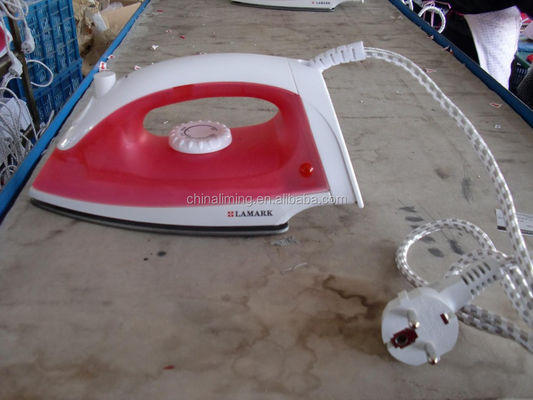 Risultati lisci Soleplates di alluminio LM-788B Ferro a vapore con 35g/min Vapore continuo